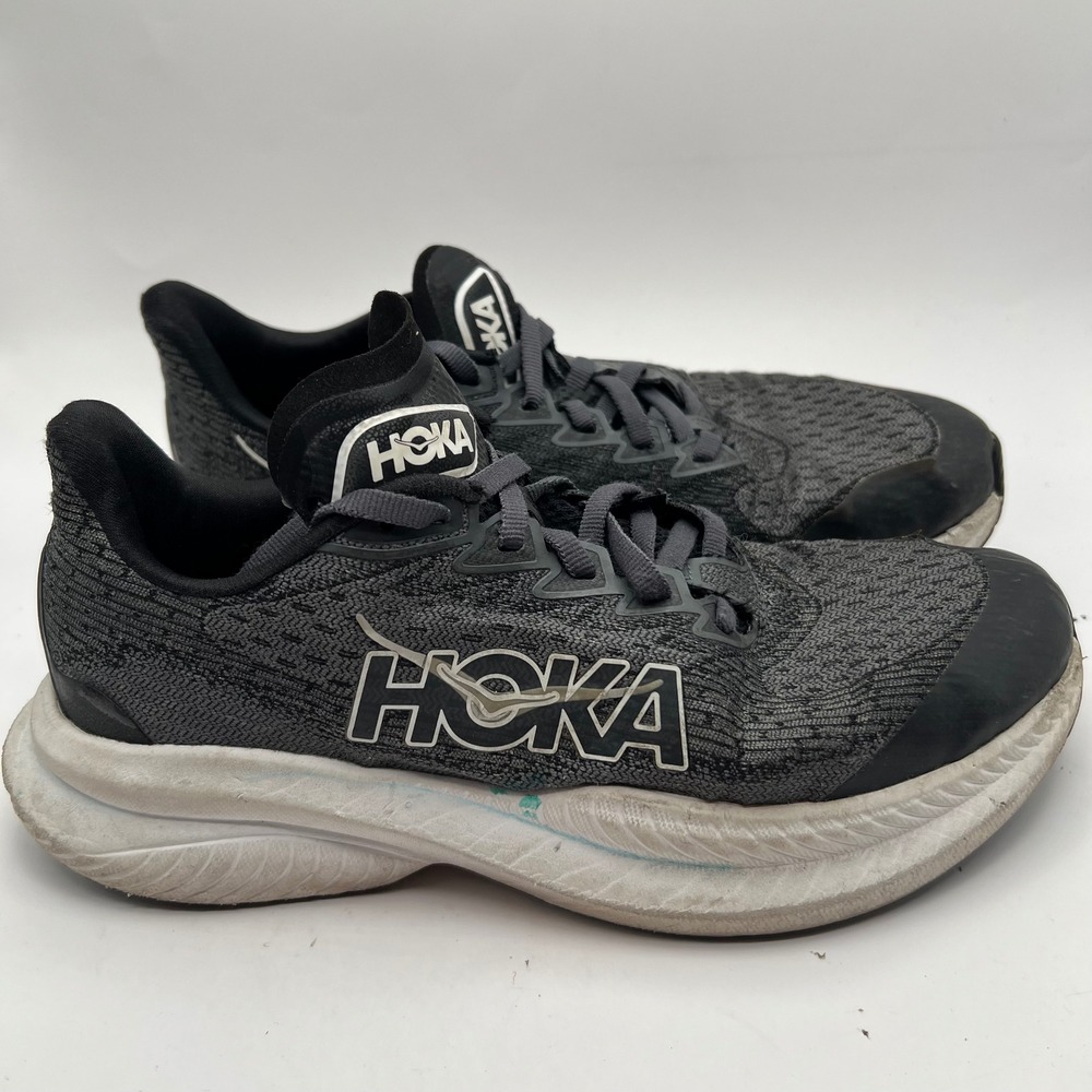 Hoka Mach 6 Kids Running Shoes Black Dark Grey 1147810-BWHT Size 4.5 youth boys